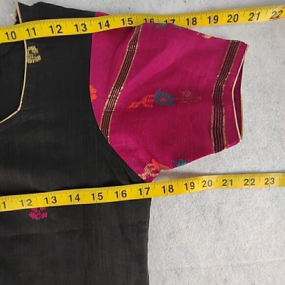 Artisanal Embroidered Linen Dress with Magenta Silk Sleeves Size M (Approximate) - Picture 12 of 16